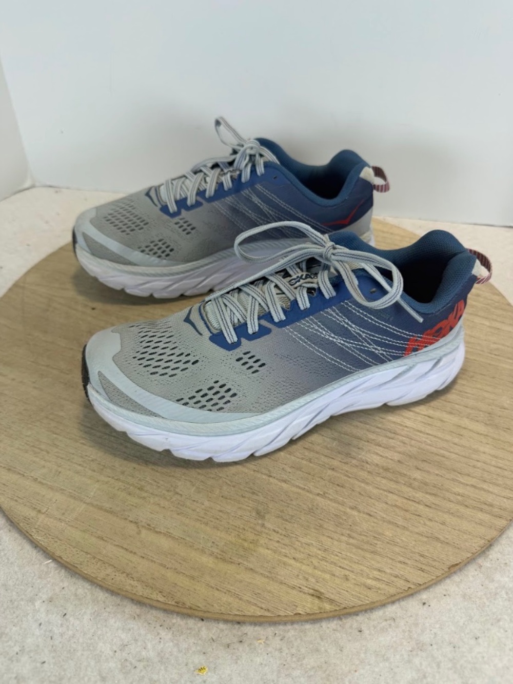 Hoka One One Clifton 6 Wide Women’s 7.5 D Gray Blue Running Shoes 1102877